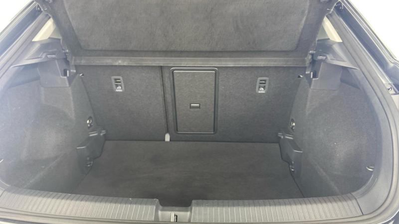 Used Volkswagen T-Roc 2022 for sale - 77339815: Photo 28