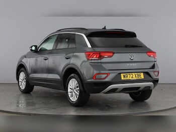 Used Volkswagen T-Roc 2022 for sale - 77339815: Photo