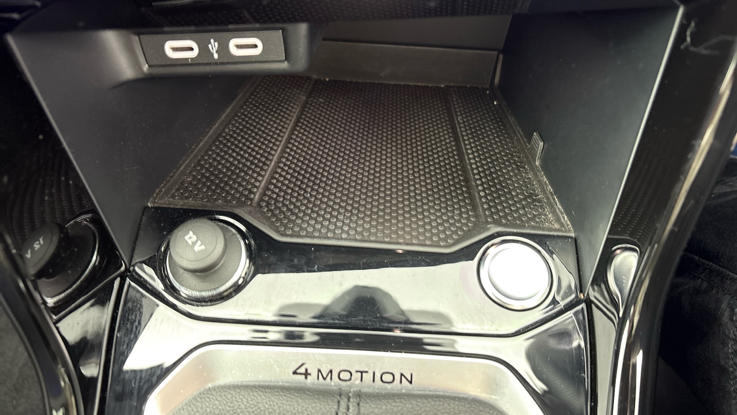 Used Volkswagen T-Roc 2023 for sale - 78212081: Photo 14