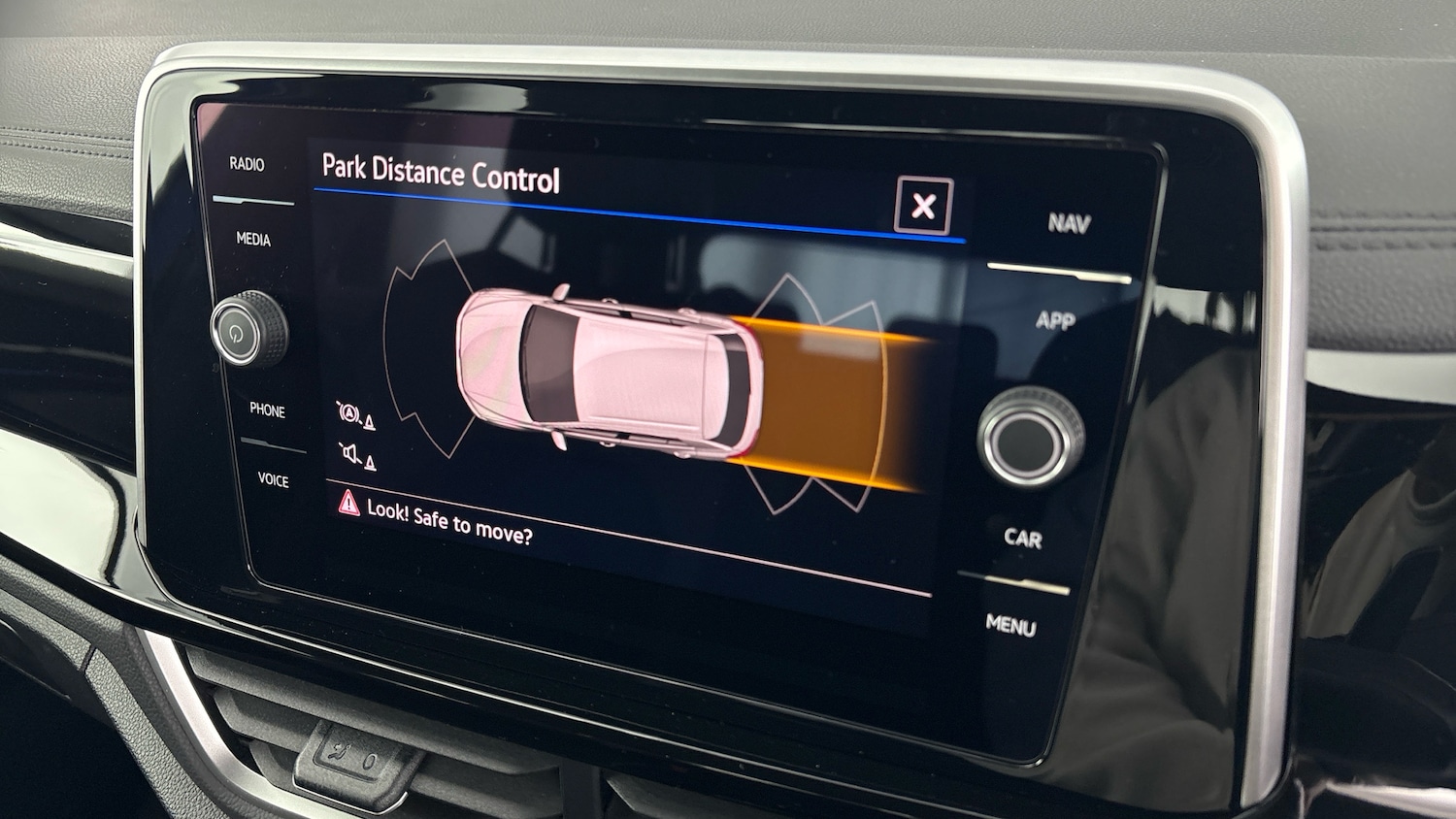 Used Volkswagen T-Roc 2023 for sale - 78212081: Photo 17