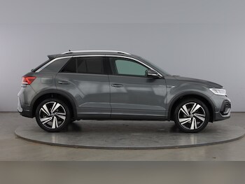 Used Volkswagen T-Roc 2023 for sale - 78340582: Photo