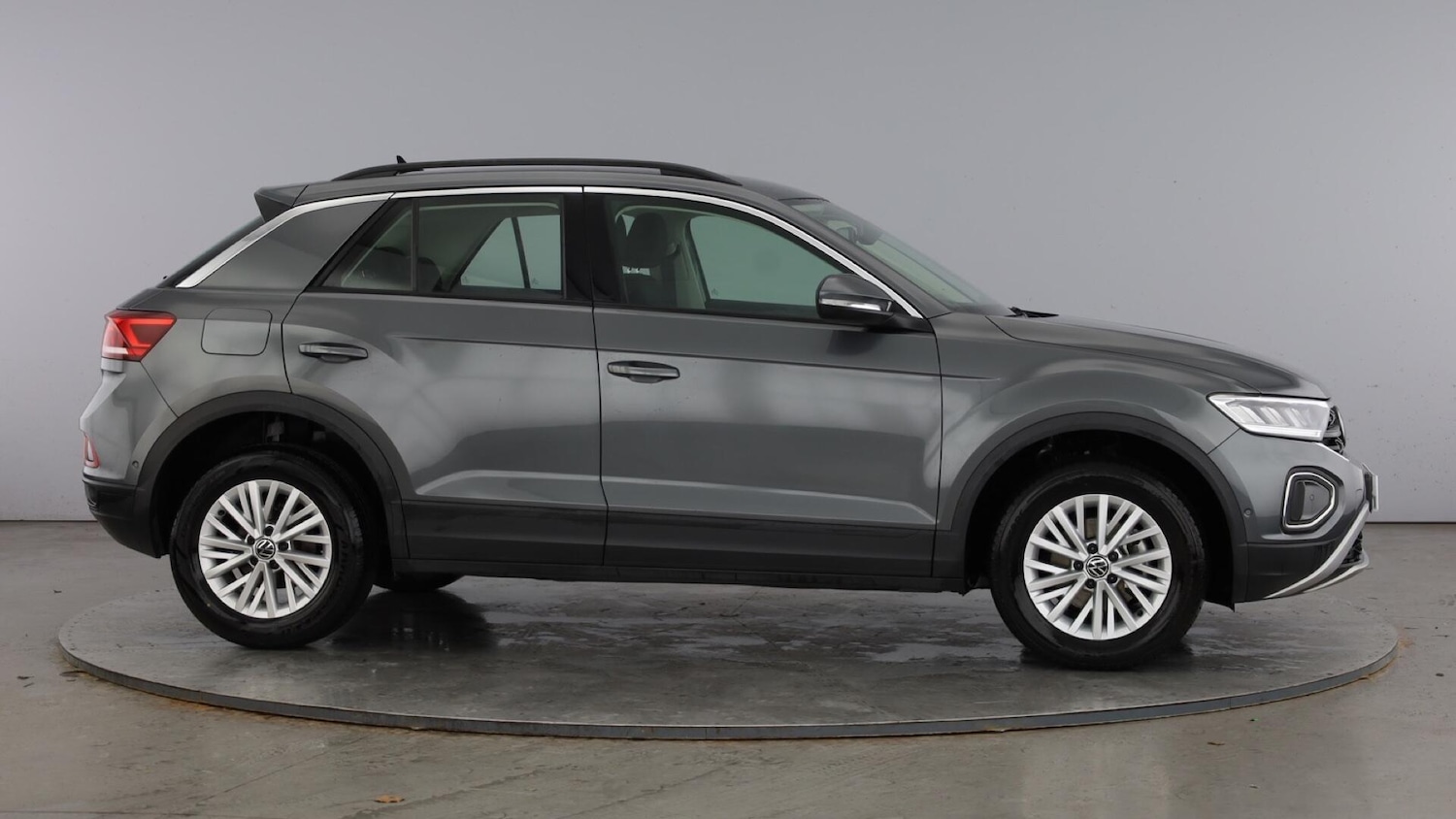 Used Volkswagen T-Roc 2022 for sale - 77506449: Photo 4