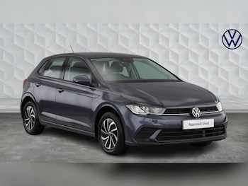Used Volkswagen Polo 2023 for sale - 77602316: Photo