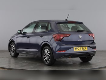 Used Volkswagen Polo 2023 for sale - 77602316: Photo