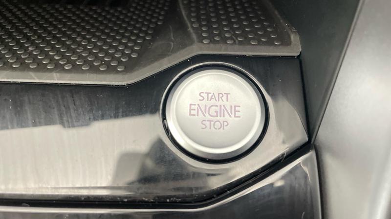 Used Volkswagen T-Roc 2025 for sale - 77128273: Photo 15