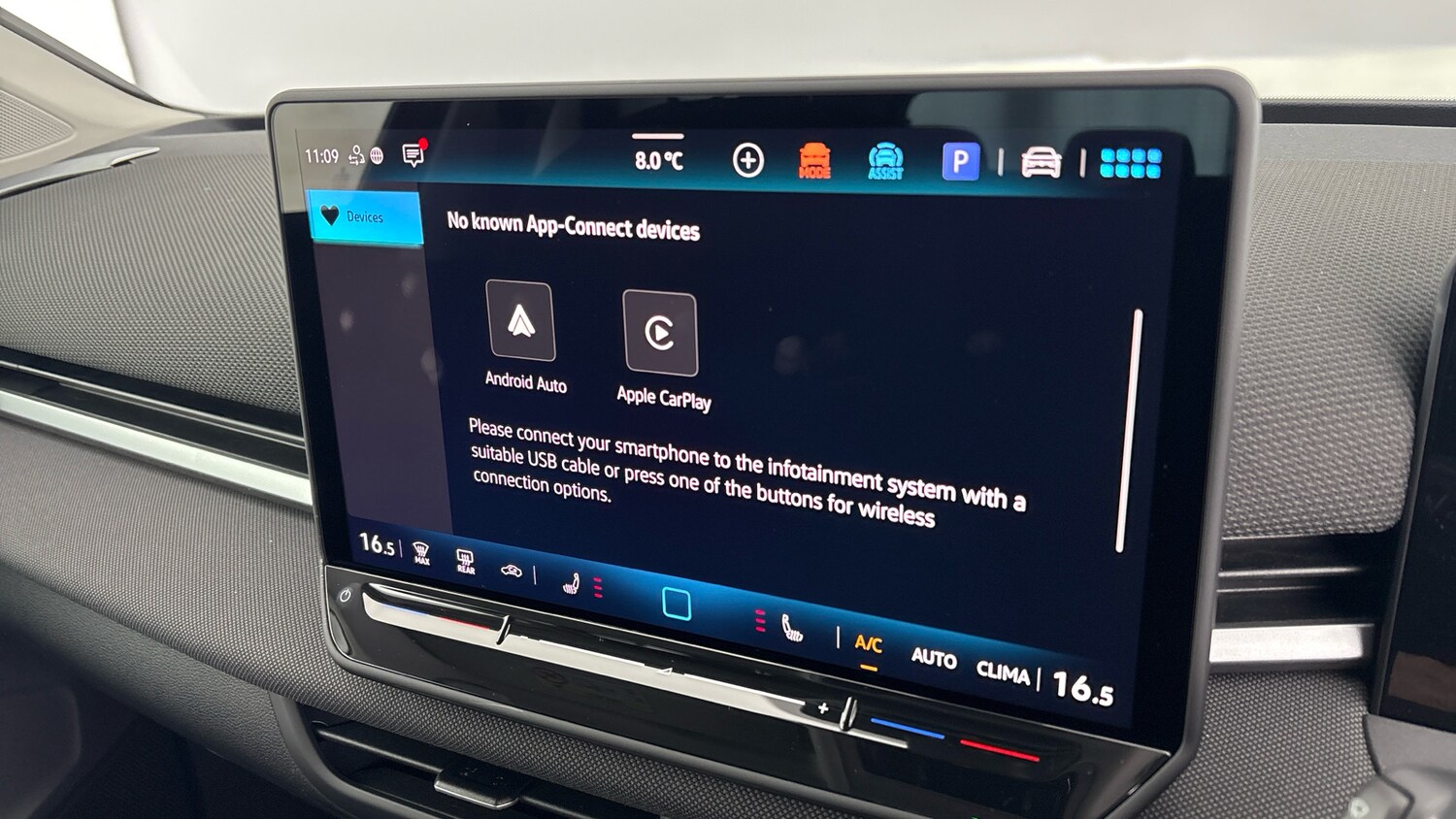 Used Volkswagen T-Roc 2026 for sale - 78210389: Photo 17