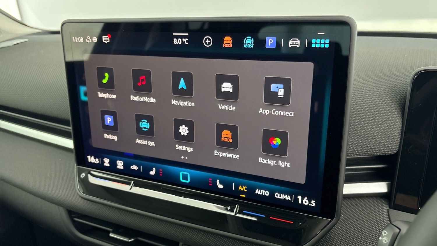 Used Volkswagen T-Roc 2026 for sale - 78210389: Photo 19