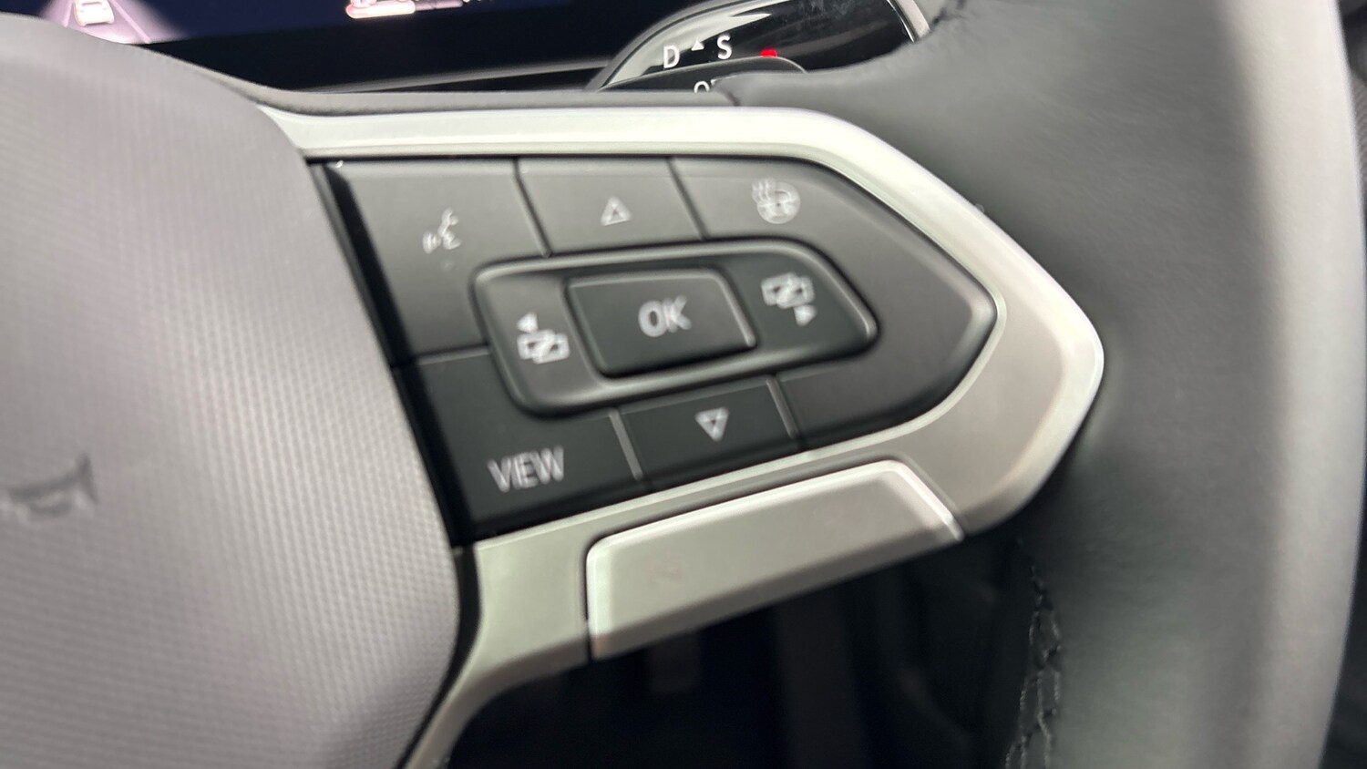 Used Volkswagen T-Roc 2026 for sale - 78210389: Photo 25