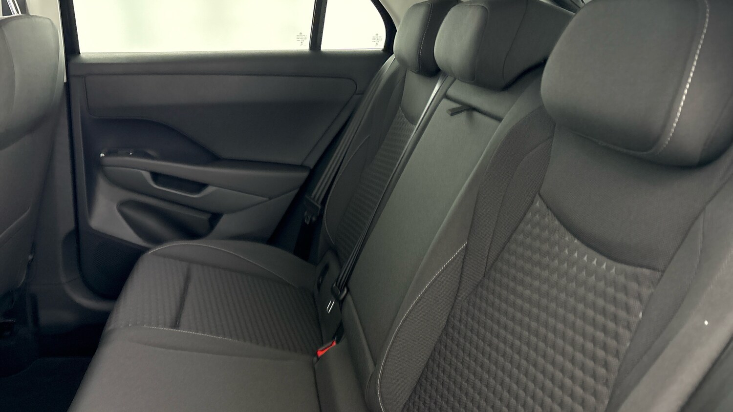 Used Volkswagen T-Roc 2026 for sale - 78210389: Photo 33