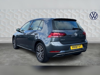 Used Volkswagen Golf 2018 for sale - 78804543: Photo