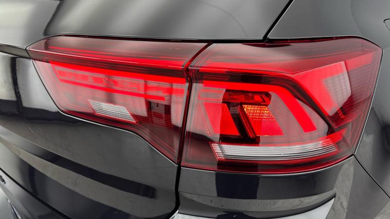 Used Volkswagen T-Roc 2025 for sale - 77323568: Photo 29