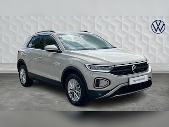 Used Volkswagen T-Roc 2024 for sale - 78667741: Photo