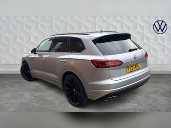 Used Volkswagen Touareg 2020 for sale - 76480365: Photo