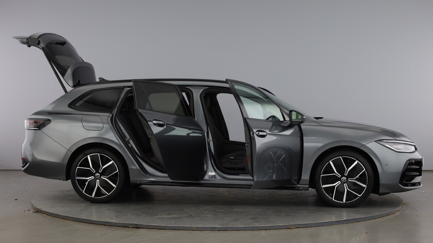 Used Volkswagen Passat 2025 for sale - 77602154: Photo 11