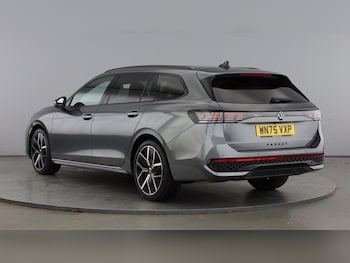 Used Volkswagen Passat 2025 for sale - 77602154: Photo