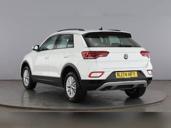 Used Volkswagen T-Roc 2024 for sale - 79552176: Photo