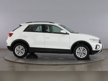 Used Volkswagen T-Roc 2024 for sale - 79552176: Photo