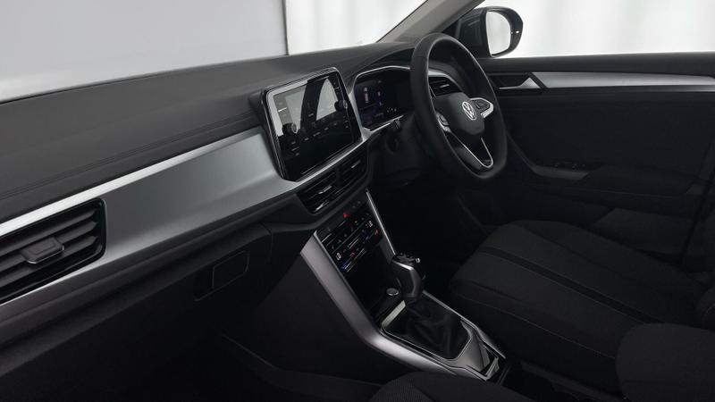 Used Volkswagen T-Roc 2025 for sale - 76908642: Photo 2