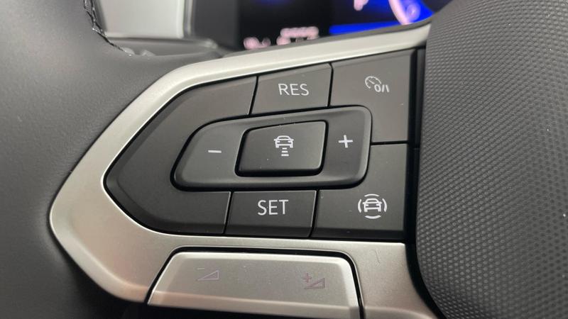 Used Volkswagen T-Roc 2025 for sale - 76908642: Photo 23