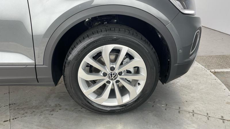 Used Volkswagen T-Roc 2025 for sale - 76908642: Photo 5