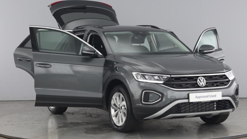 Used Volkswagen T-Roc 2025 for sale - 76908642: Photo 9