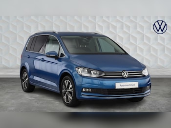 Used Volkswagen Touran 2023 for sale - 79404796: Photo
