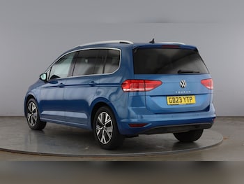 Used Volkswagen Touran 2023 for sale - 79404796: Photo
