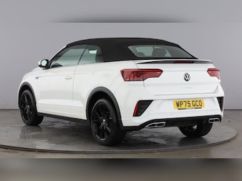 Used Volkswagen T-Roc 2025 for sale - 77602352: Photo