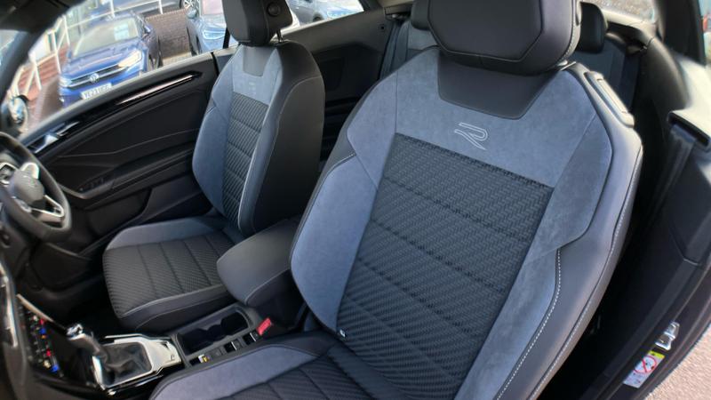 Used Volkswagen T-Roc 2025 for sale - 76862365: Photo 44