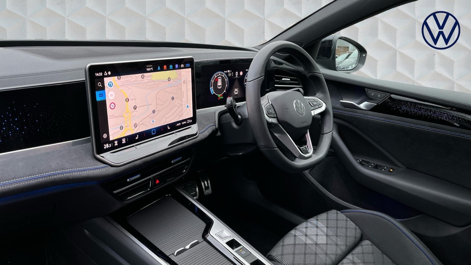 Used Volkswagen Passat 2025 for sale - 77506427: Photo 2