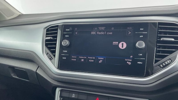 Used Volkswagen T-Roc 2021 for sale - 75667720: Photo 16