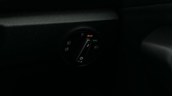 Used Volkswagen T-Roc 2021 for sale - 75667720: Photo 23