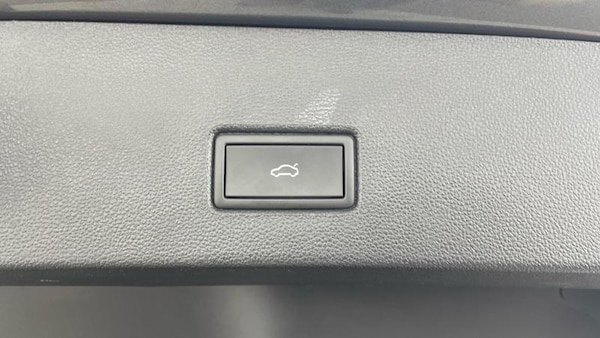 Used Volkswagen T-Roc 2021 for sale - 75667720: Photo 34