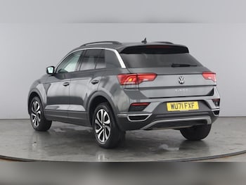 Used Volkswagen T-Roc 2021 for sale - 75667720: Photo