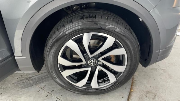 Used Volkswagen T-Roc 2021 for sale - 75667720: Photo 5