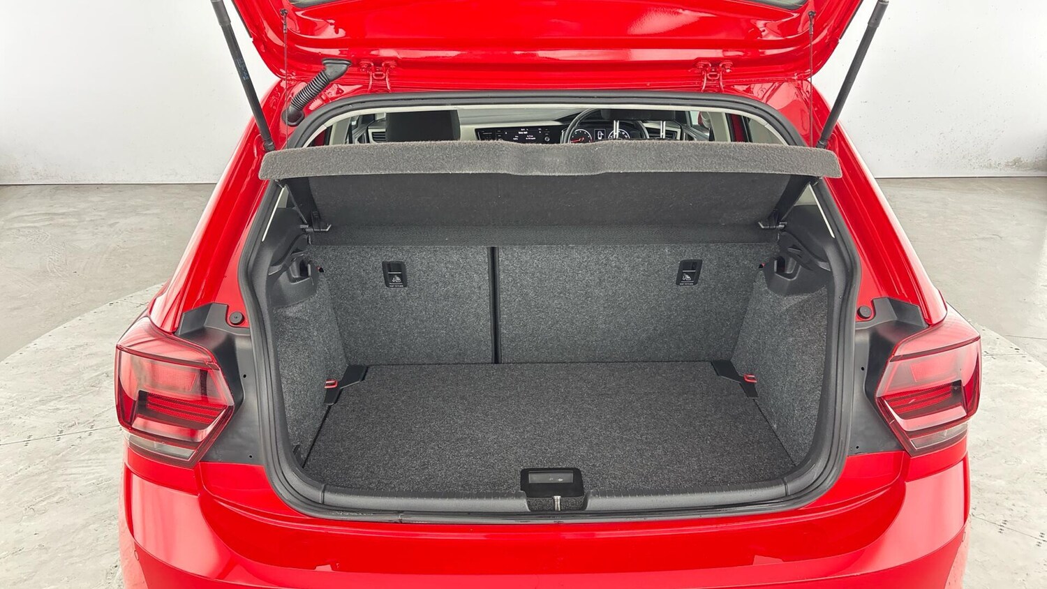 Used Volkswagen Polo 2020 for sale - 77931856: Photo 30