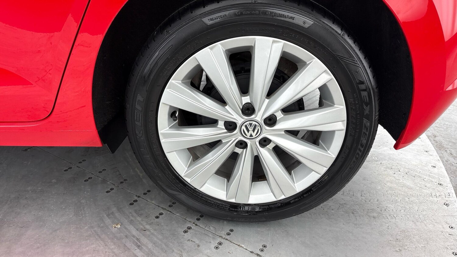 Used Volkswagen Polo 2020 for sale - 77931856: Photo 32