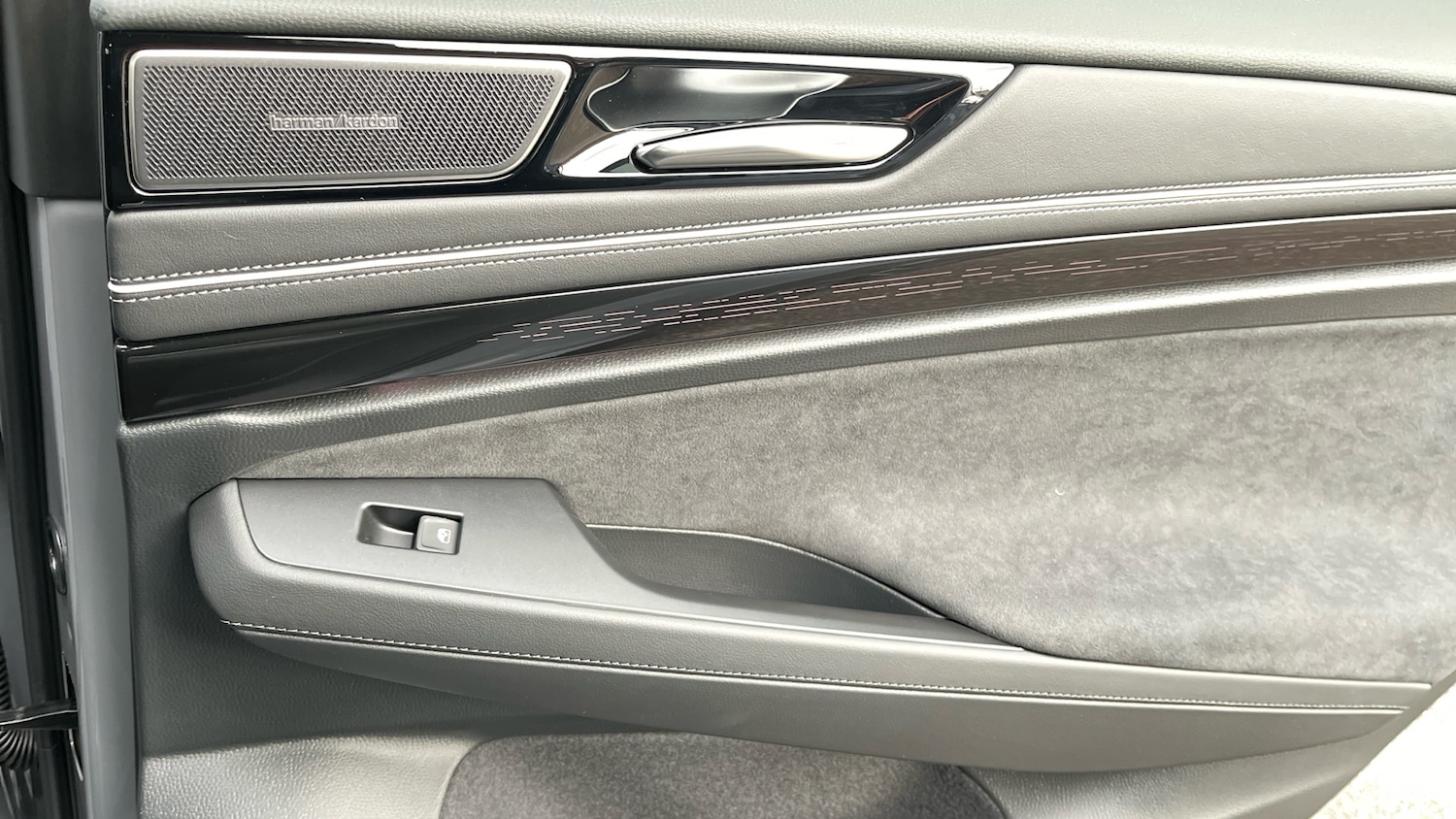 Used Volkswagen ID.7 2025 for sale - 78026304: Photo 40