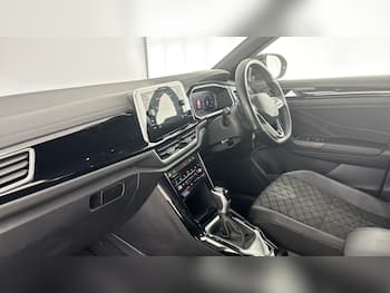 Used Volkswagen T-Roc 2023 for sale - 79344073: Photo