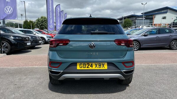 Used Volkswagen T-Roc 2024 for sale - 74961539: Photo 9