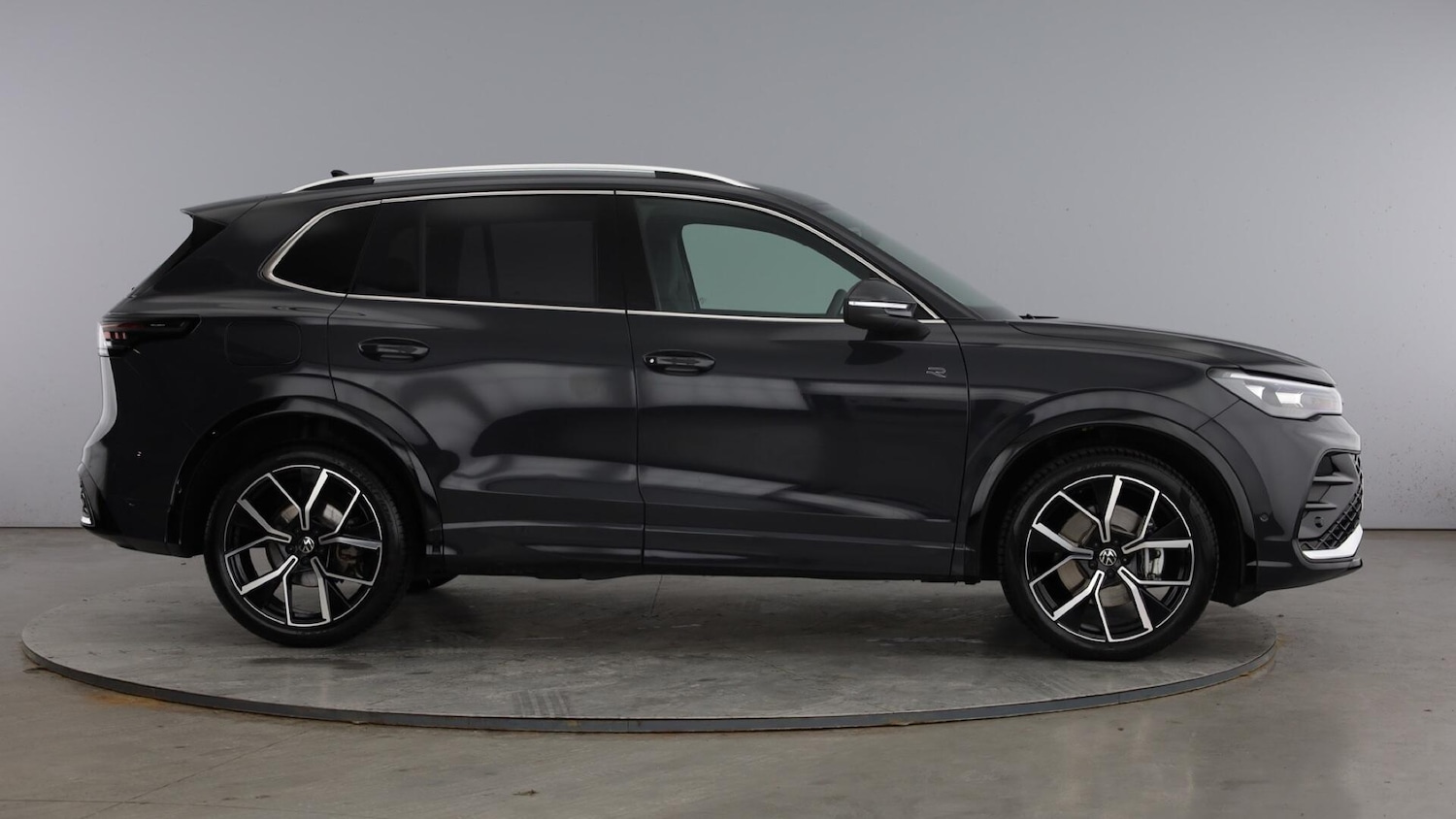 Used Volkswagen Tiguan 2025 for sale - 77602290: Photo 4
