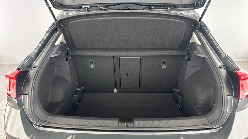 Used Volkswagen T-Roc 2024 for sale - 77435131: Photo 26