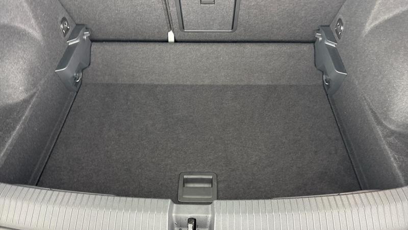 Used Volkswagen T-Roc 2024 for sale - 77435131: Photo 27