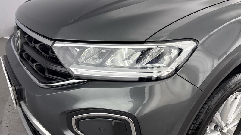 Used Volkswagen T-Roc 2024 for sale - 77435131: Photo 33