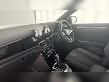 Used Volkswagen T-Roc 2025 for sale - 79105192: Photo