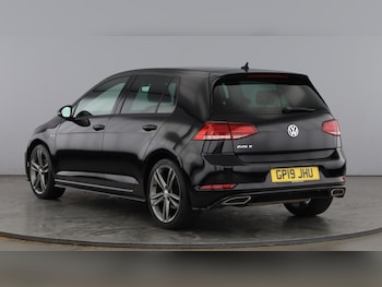 Used Volkswagen Golf 2019 for sale - 77506156: Photo