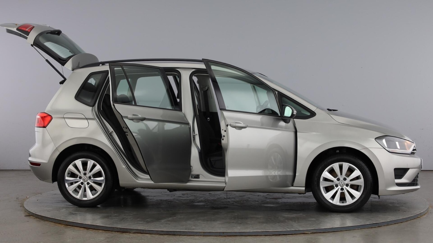 Used Volkswagen Golf SV 2018 for sale - 77701447: Photo 10