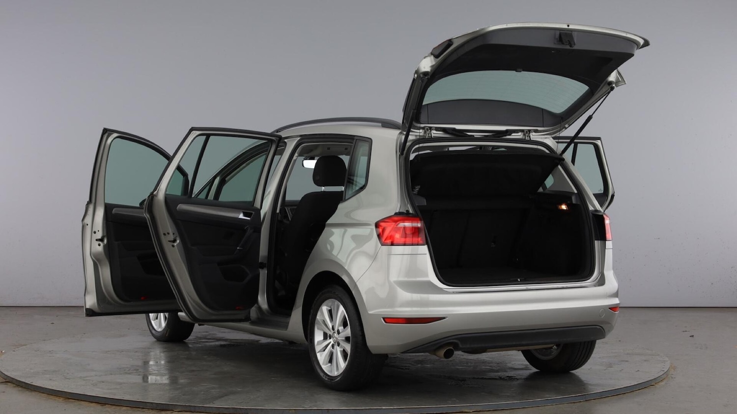 Used Volkswagen Golf SV 2018 for sale - 77701447: Photo 11