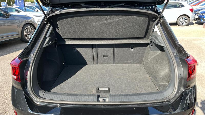 Used Volkswagen T-Roc 2025 for sale - 74917539: Photo 10