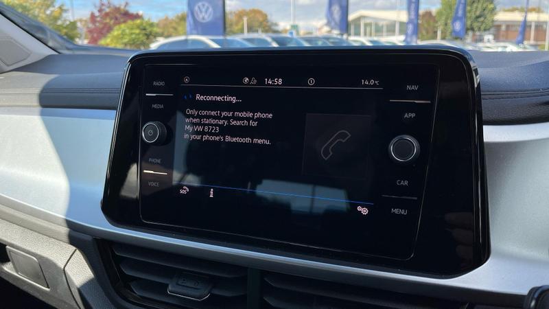 Used Volkswagen T-Roc 2025 for sale - 74917539: Photo 15